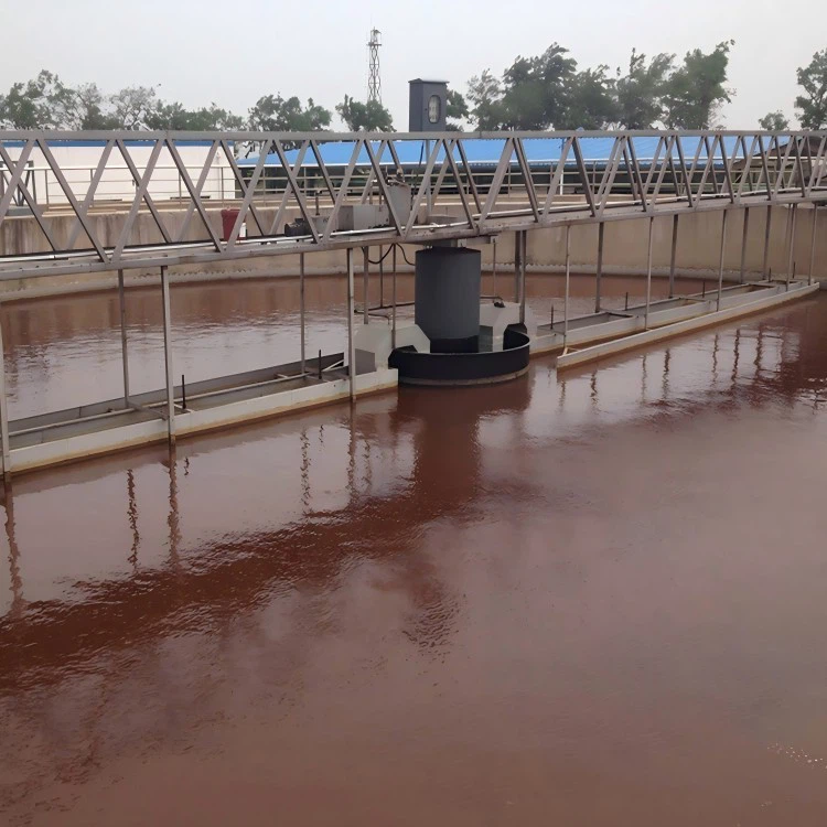 rotating sludge scraper for settling tank